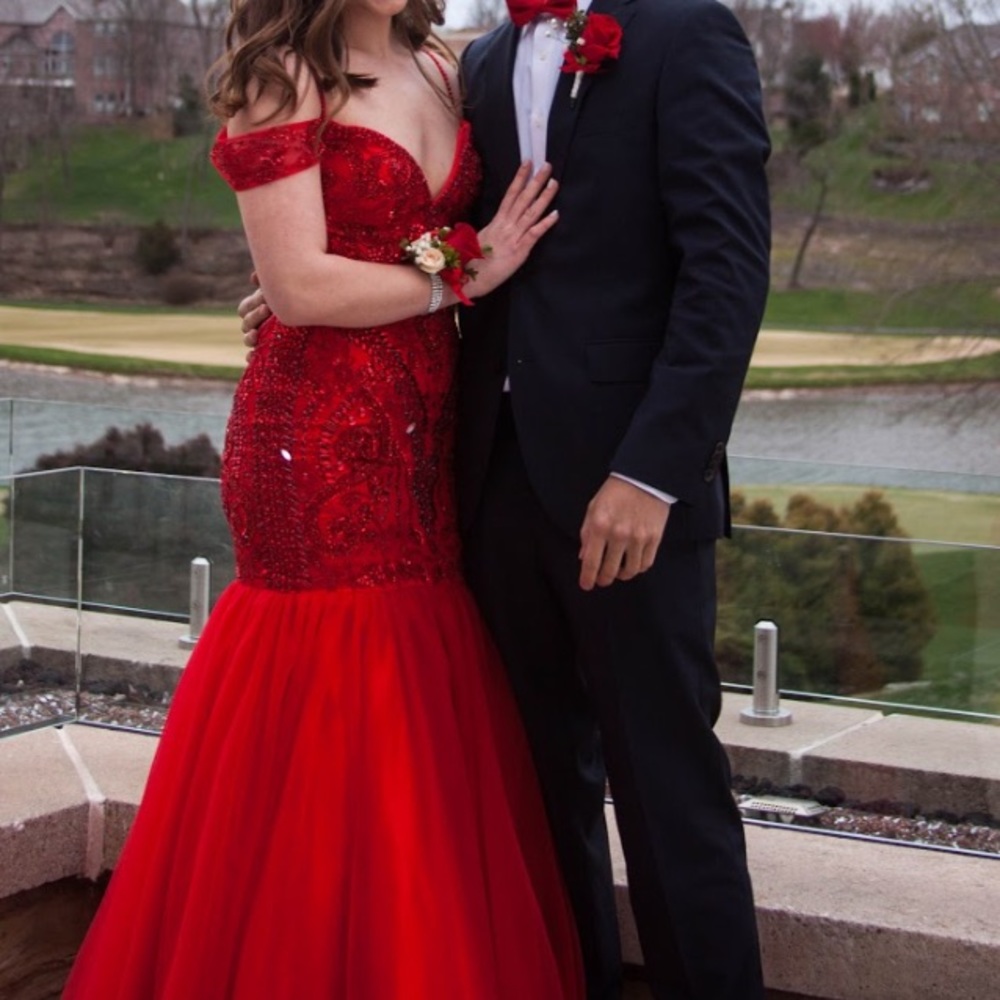 Sherri Hill Prom Dress